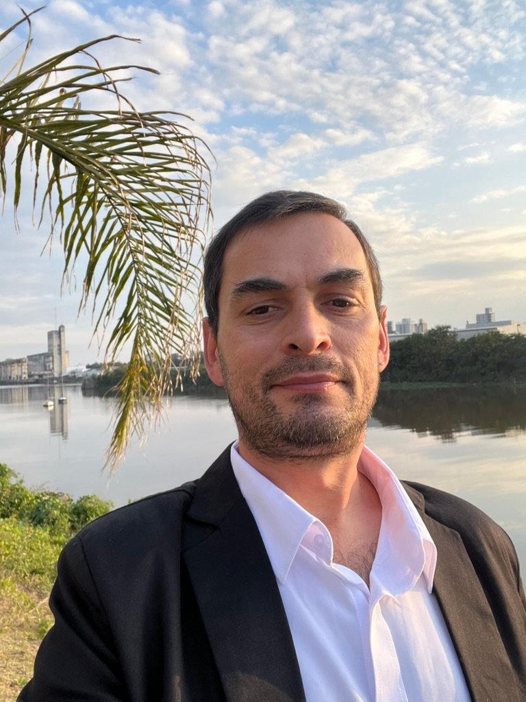 Jonatan Bruziafredo, especialista en gestión y administración comunal